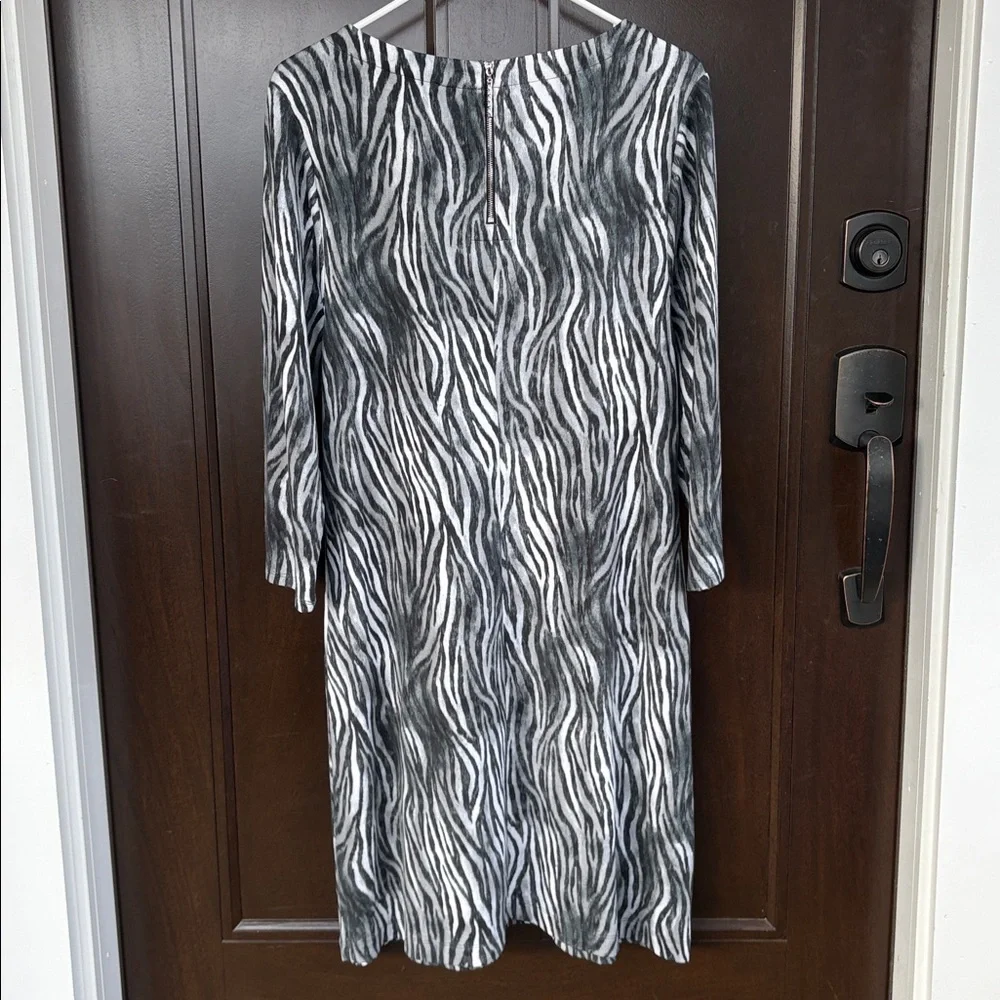 NWT Tommy Bahama Darcy Zesty Zebra Print Stretch Midi Shift Dress Size Large